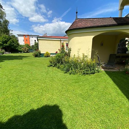 Gaestehaus Auerhahn Vöcklabruck Екстериор снимка