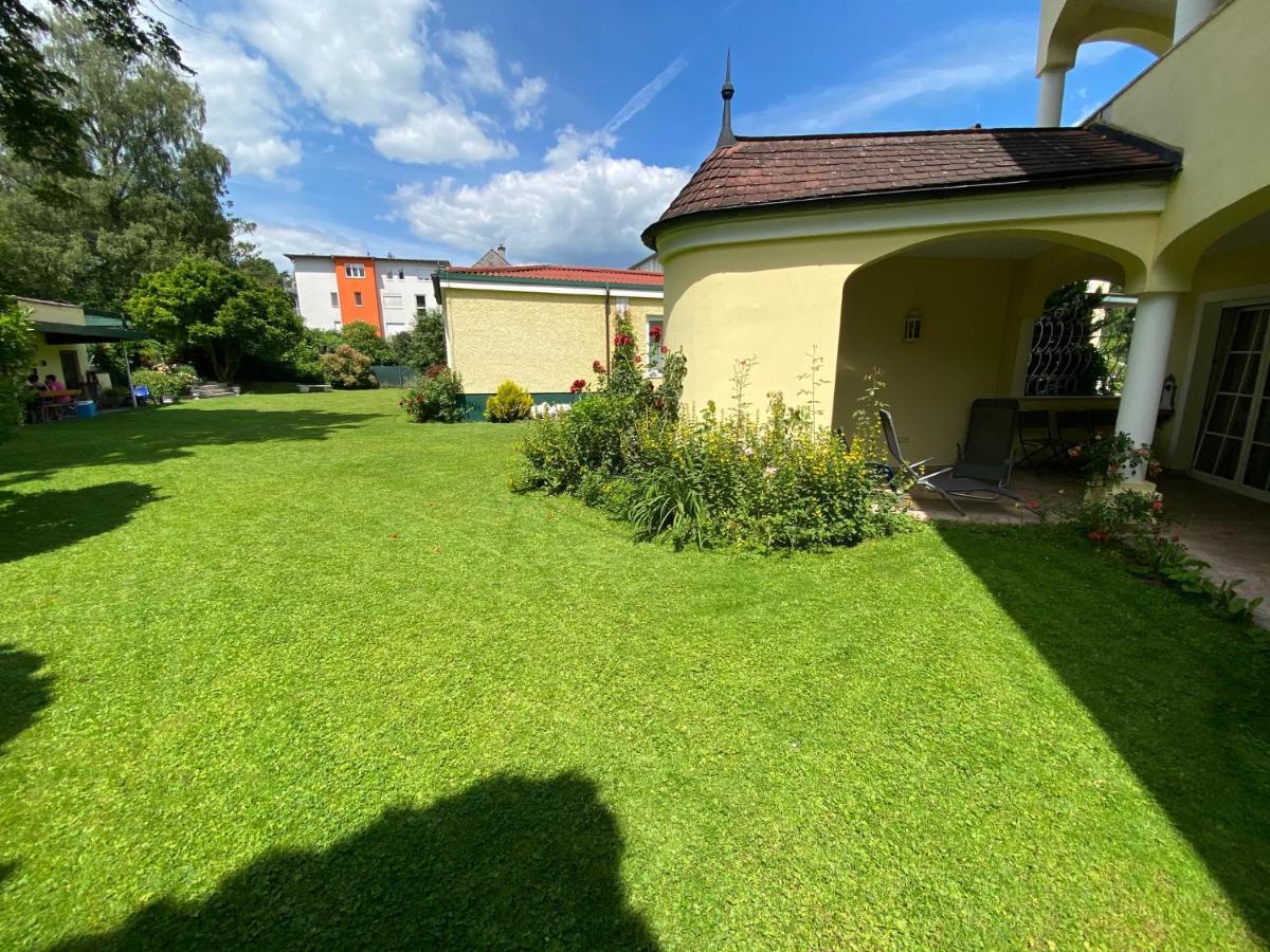 Gaestehaus Auerhahn Vöcklabruck Екстериор снимка